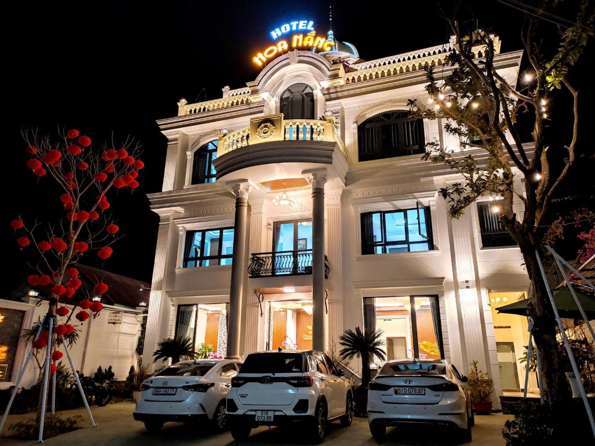 Hotel Hoa NáNg Баолок Экстерьер фото