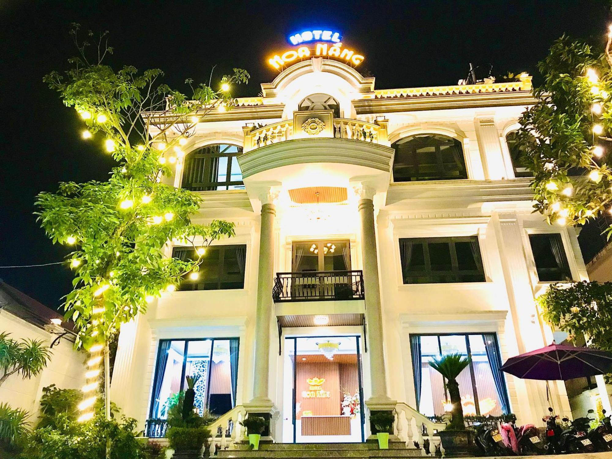 Hotel Hoa NáNg Баолок Экстерьер фото