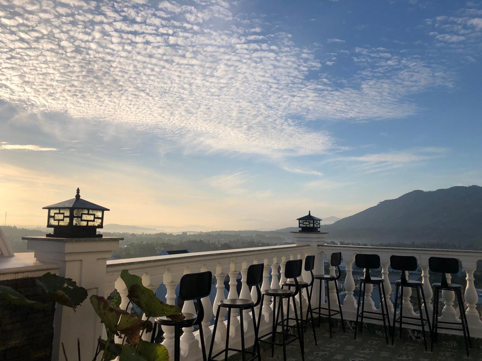 Hotel Hoa NáNg Баолок Экстерьер фото